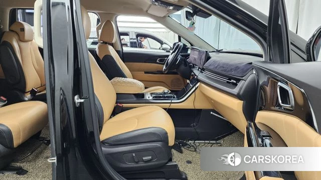 Kia Carnival 4th generation 2021 Черный из Кореи, фото 2