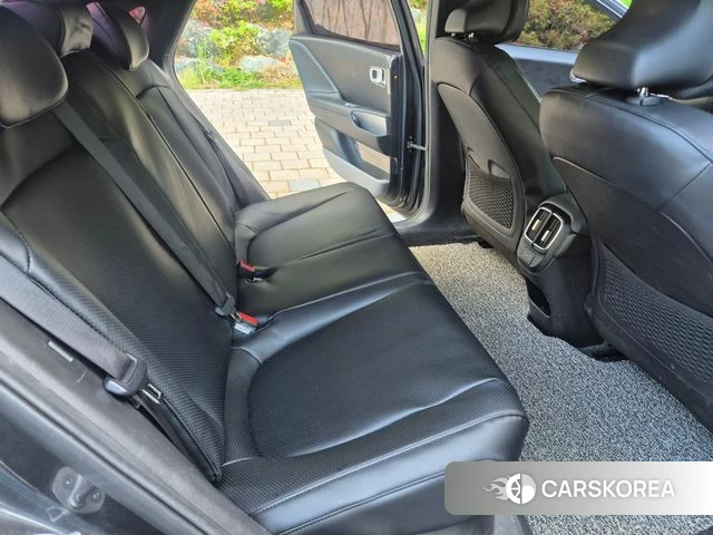 Hyundai Ionic 6 2022 Темно-зеленый из Кореи, фото 2