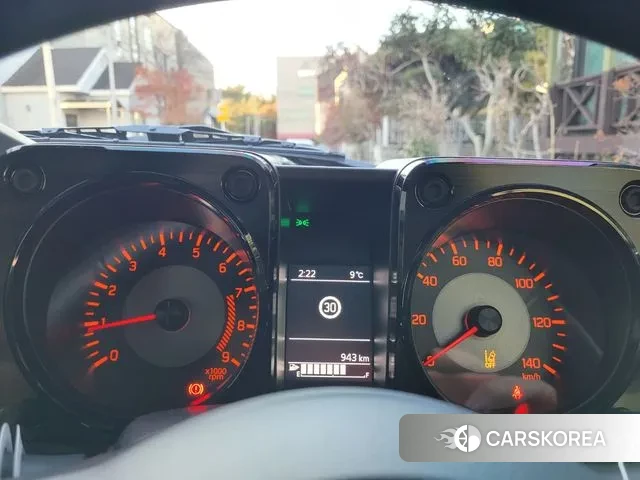 Suzuki Jimny 2024 Серебристо-серый из Кореи, фото 2