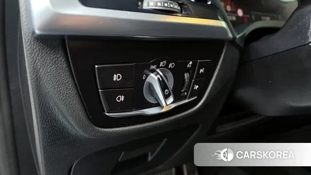 BMW X4 (G02) 2020 Черный из Кореи, фото 2