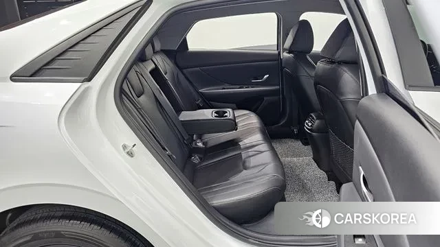 Hyundai Avante (CN7) 2022 Белый из Кореи, фото 2