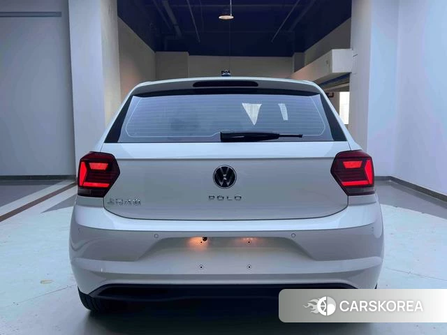 Volkswagen Polo 2021 Белый из Китая, фото 2