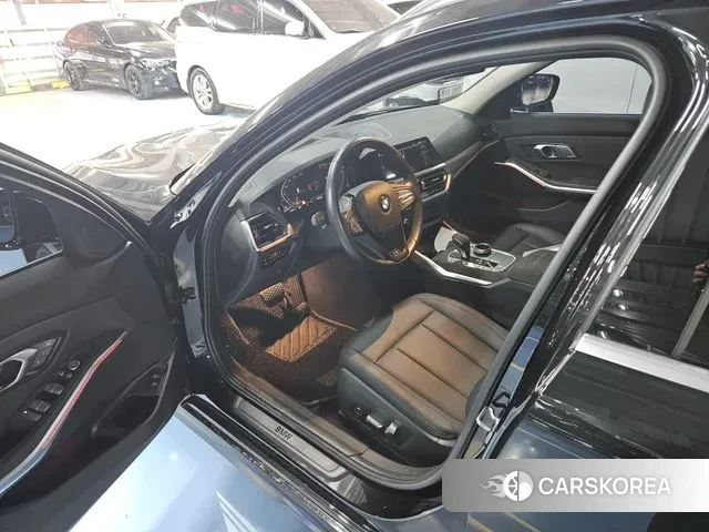 BMW 3 Series (G20) 2020 Черный из Кореи, фото 2