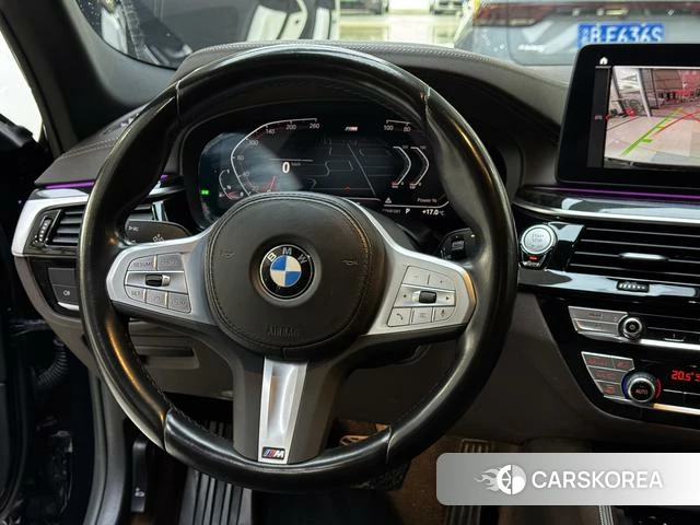 BMW 5 series 2023 Черный из Китая, фото 2