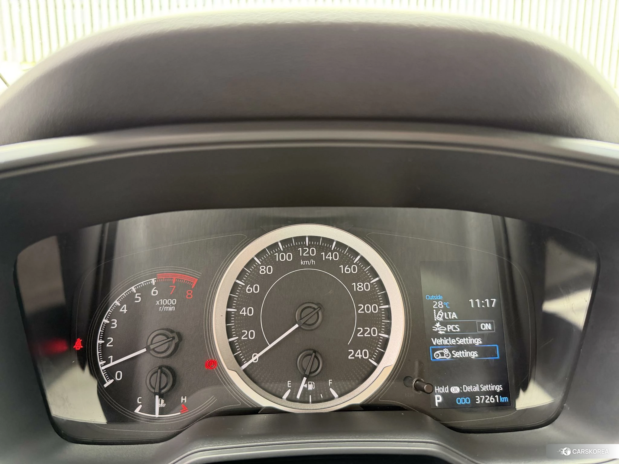 Toyota Corolla 2021 Белый из Китая, фото 2