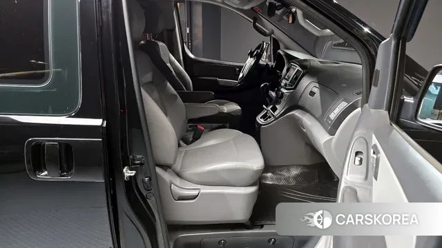 Hyundai The New Grand Starex 2018 Черный из Кореи, фото 2