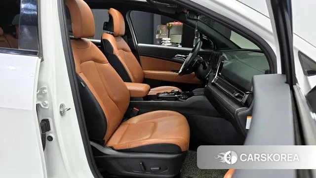 Kia Sportage 5th Generation Hybrid 2021 Белый из Кореи, фото 2