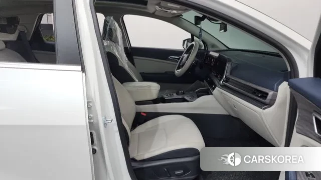 Kia Sportage 5th Generation 2022 Белый из Кореи, фото 2