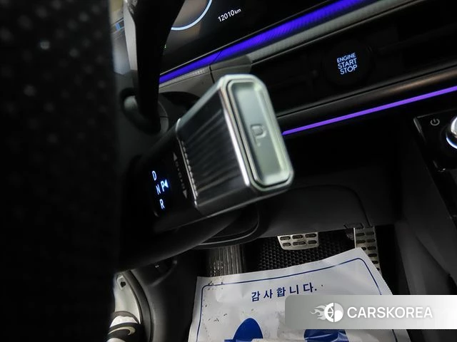 Hyundai Santa Fe (MX5) 2025 Белый из Кореи, фото 2