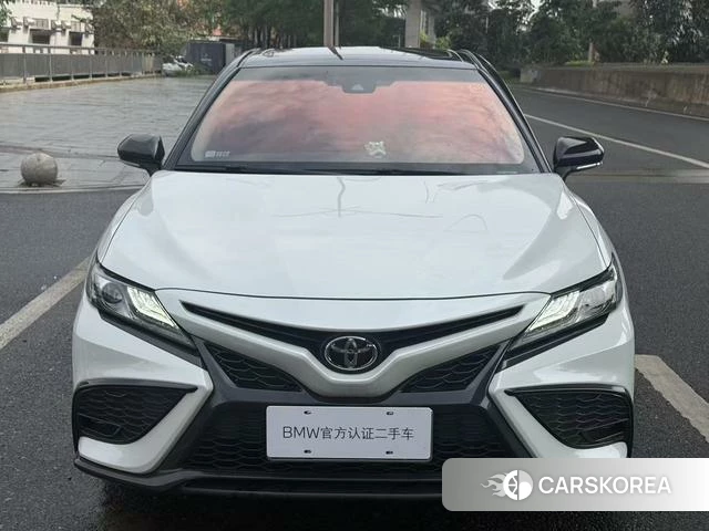 Toyota Camry 2022 Белый из Китая, фото 2