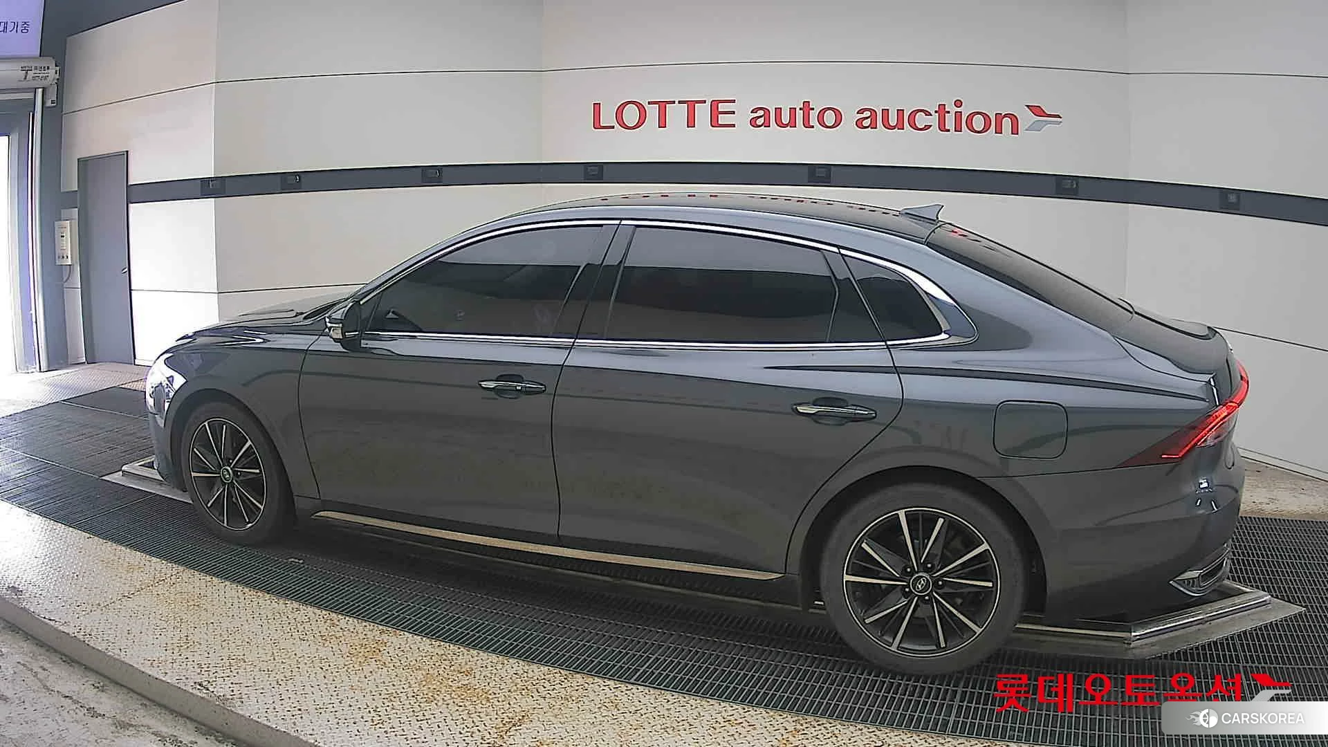 Hyundai Grandeur 2023 Nocturne Grey Metallic из Кореи, фото 2