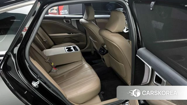 Kia K8 2022 Черный из Кореи, фото 2