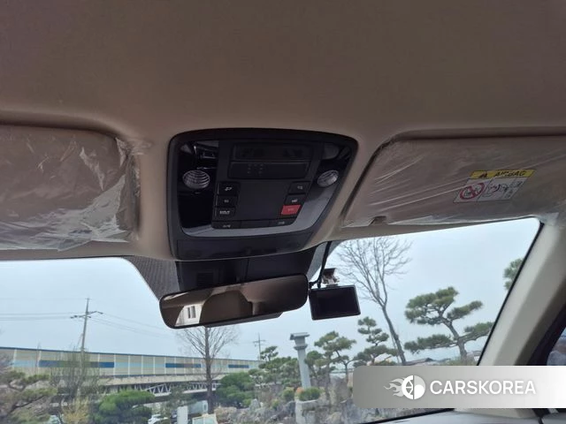 Kia Carnival 4th generation 2023 Белый из Кореи, фото 2