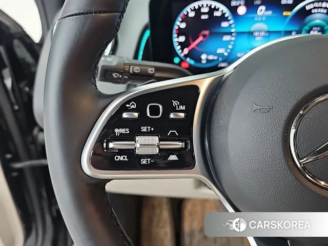 Mercedes-Benz GLB-Class X247 2023 Черный из Кореи, фото 2