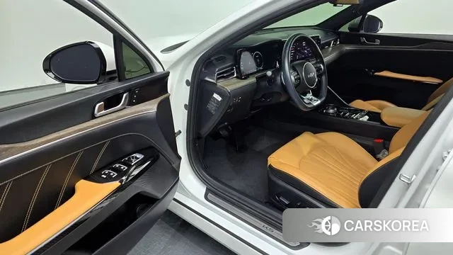 Kia K5 3rd generation 2023 Белый из Кореи, фото 2