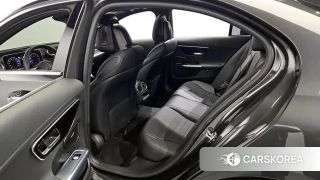 Mercedes-Benz C-Class W206 2022 Серый из Кореи, фото 2