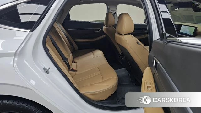 Hyundai Sonata D Edge Hybrid (DN8) 2024 Белый из Кореи, фото 2