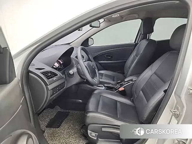 Renault Korea (Samsung) SM3 Neo 2018 Серебристо-серый из Кореи, фото 2