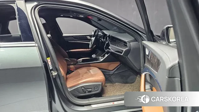 Audi A6 (C8) 2020 Серый из Кореи, фото 2