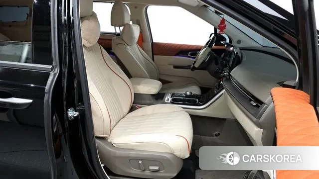 Kia Carnival 4th generation 2023 Черный из Кореи, фото 2