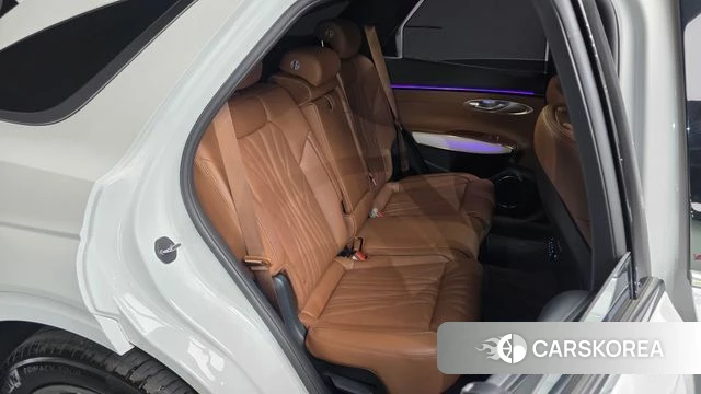 Genesis GV70 2024 Белый из Кореи, фото 2