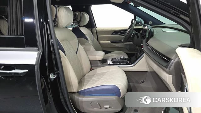 Kia Carnival 4th generation 2023 Черный из Кореи, фото 2