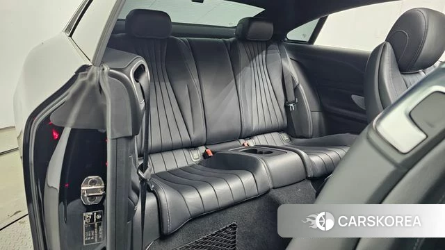 Mercedes-Benz E-Class W213 2018 Черный из Кореи, фото 2