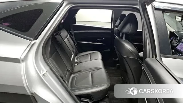 Hyundai Tucson (NX4) 2021 Серебристо-серый из Кореи, фото 2