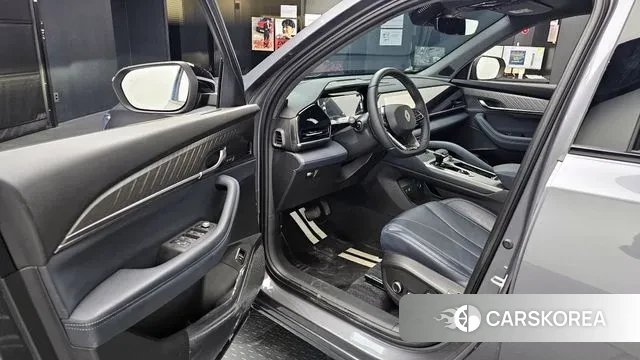 Renault Korea (Samsung) Grand Coleos 2025 Серебристо-серый из Кореи, фото 2