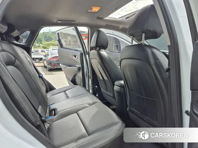 Hyundai Kona 2020 Белый двухцветный из Кореи, фото 2