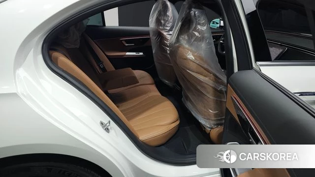 Mercedes-Benz E-Class W214 2026 Белый из Кореи, фото 2