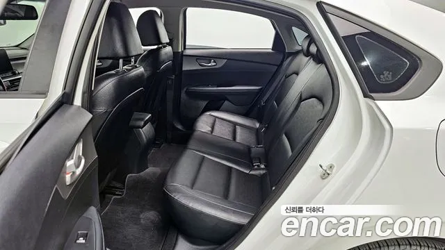 Kia Come New K3 2018 Белый из Кореи, фото 2