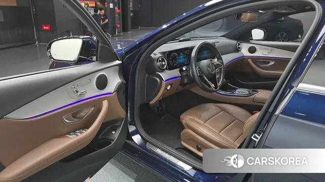 Mercedes-Benz E-Class W213 2020 Синий из Кореи, фото 2