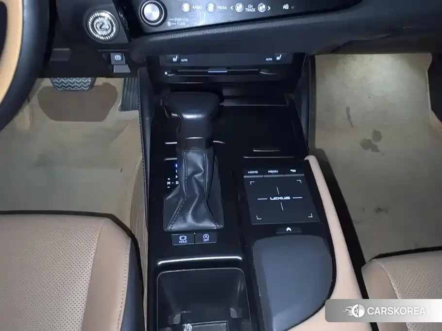 Lexus ES 2022 Белый из Китая, фото 2
