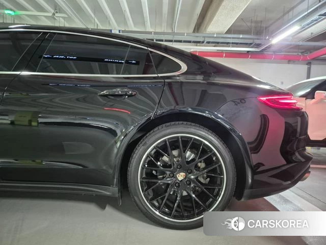 Porsche Panamera (971) 2018 Черный из Кореи, фото 2