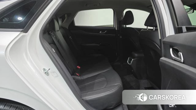 Kia K5 3rd generation 2022 Белый из Кореи, фото 2