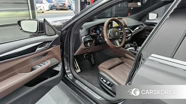 BMW 6 Series GT (G32) 2024 Черный из Кореи, фото 2