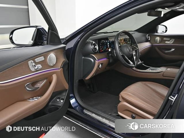 Mercedes-Benz E-Class W213 2022 Синий из Кореи, фото 2