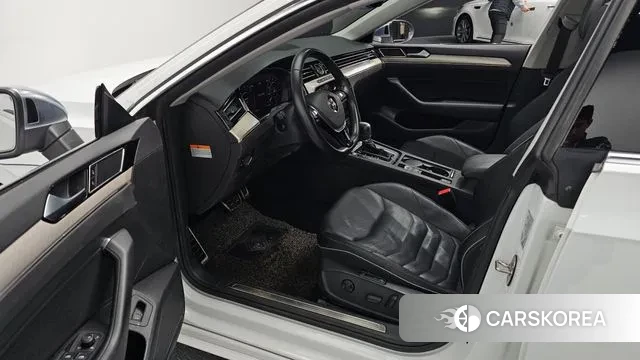 Volkswagen Arteon 2019 Белый из Кореи, фото 2