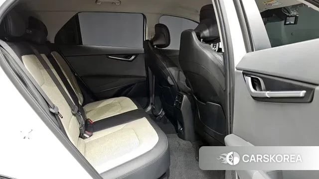 Kia Di Ol Nu Niro 2022 Белый из Кореи, фото 2