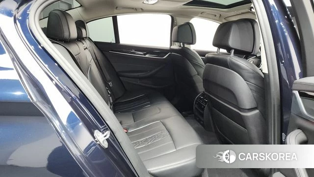 BMW 5 Series (G30) 2019 Синий из Кореи, фото 2