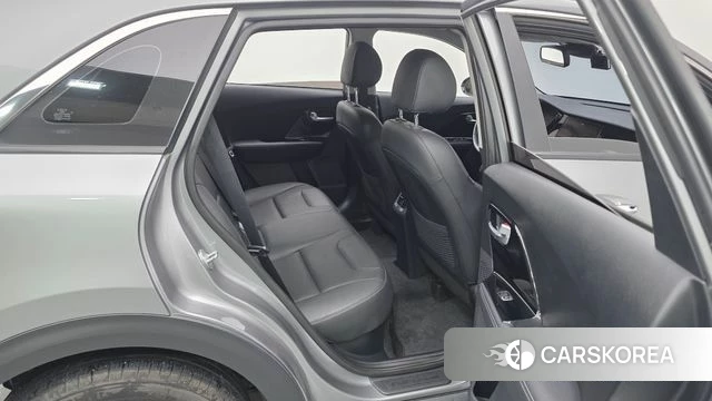 Kia The New Niro 2021 Серебряный из Кореи, фото 2