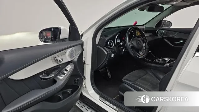 Mercedes-Benz GLC-Class X253 2019 Белый из Кореи, фото 2