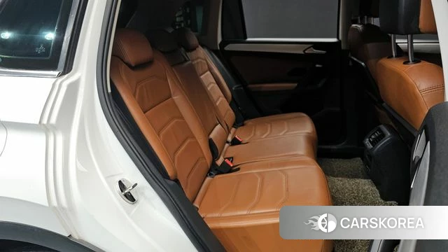 Volkswagen Tiguan second Generation 2018 Белый из Кореи, фото 2
