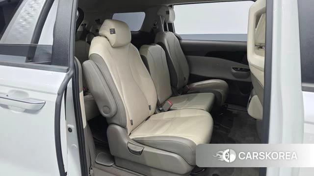 Kia Carnival 4th generation 2022 Белый из Кореи, фото 2