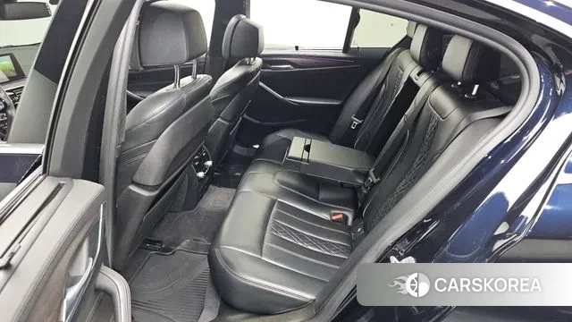 BMW 5 Series (G30) 2018 Синий из Кореи, фото 2