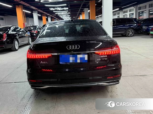 Audi A6L 2023 Черный из Китая, фото 2