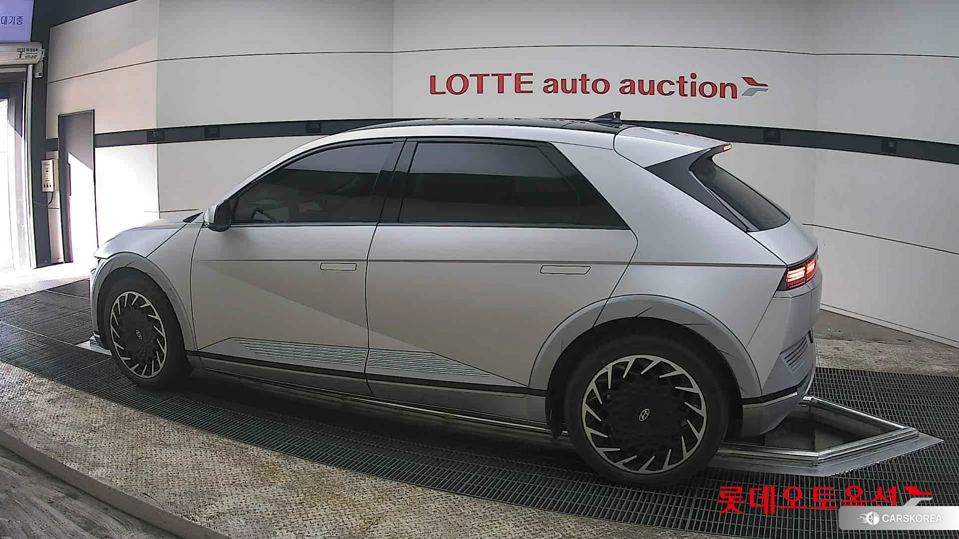 Hyundai IONIQ 5 2022 Gravity Gold Mat из Кореи, фото 2