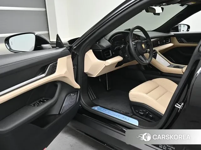 Porsche Taycan 2024 Черный из Кореи, фото 2