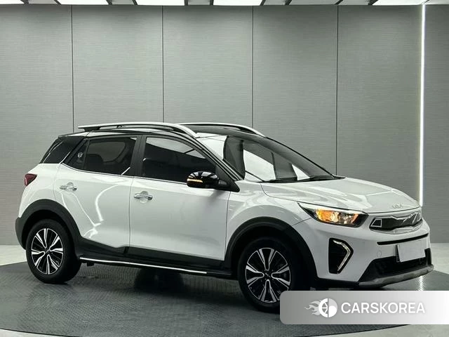Kia Yi Ran 2021 Белый из Китая, фото 2
